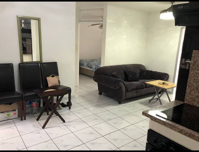 2.5 BEDROOM FLAT RENTED IN SYDENHAM